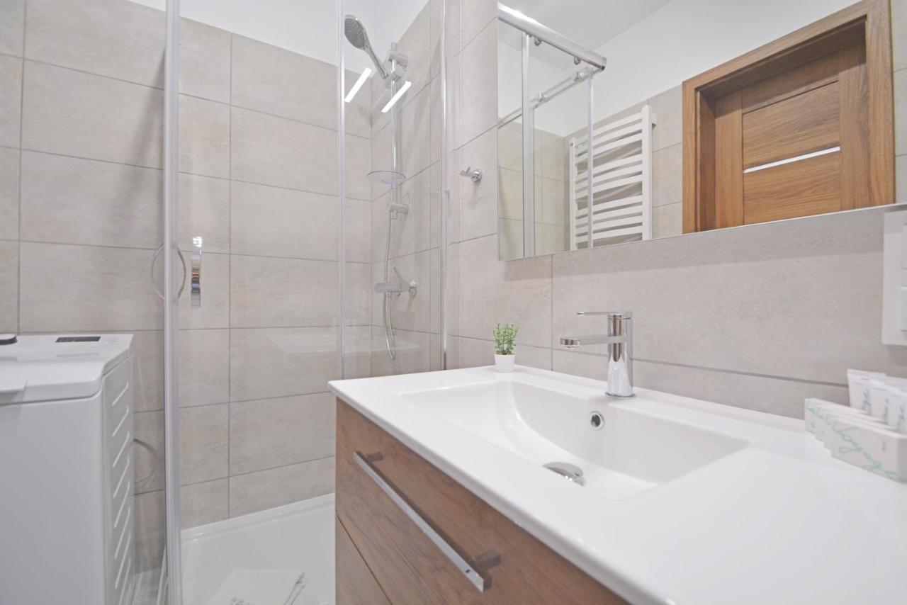 Apartamenty Bryza - Apartament Sun Towers 27 Swinoujscie Kültér fotó